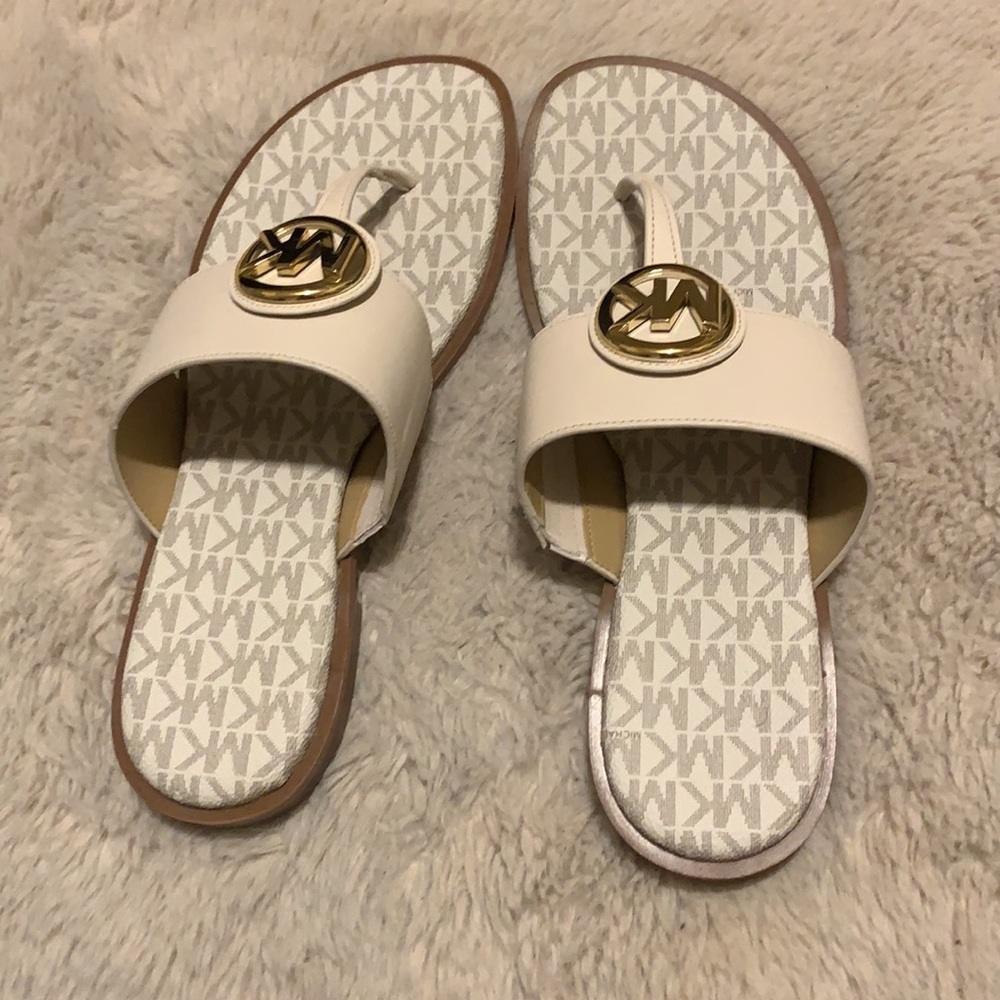 Michael Kors thug sandals - Picture 3 of 4